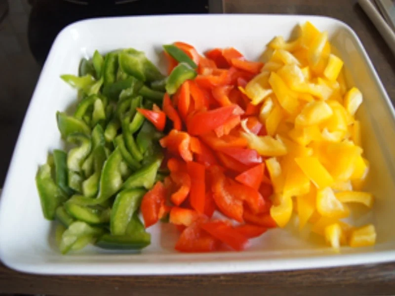 Schweinefilet mit Paprikamix und Basmatireis - Rezept - Bild Nr. 15390