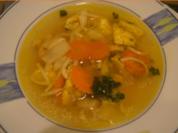 Hühnersuppe mit Gemüse, Eierstich und Schnittnudeln - Rezept - Bild Nr. 2