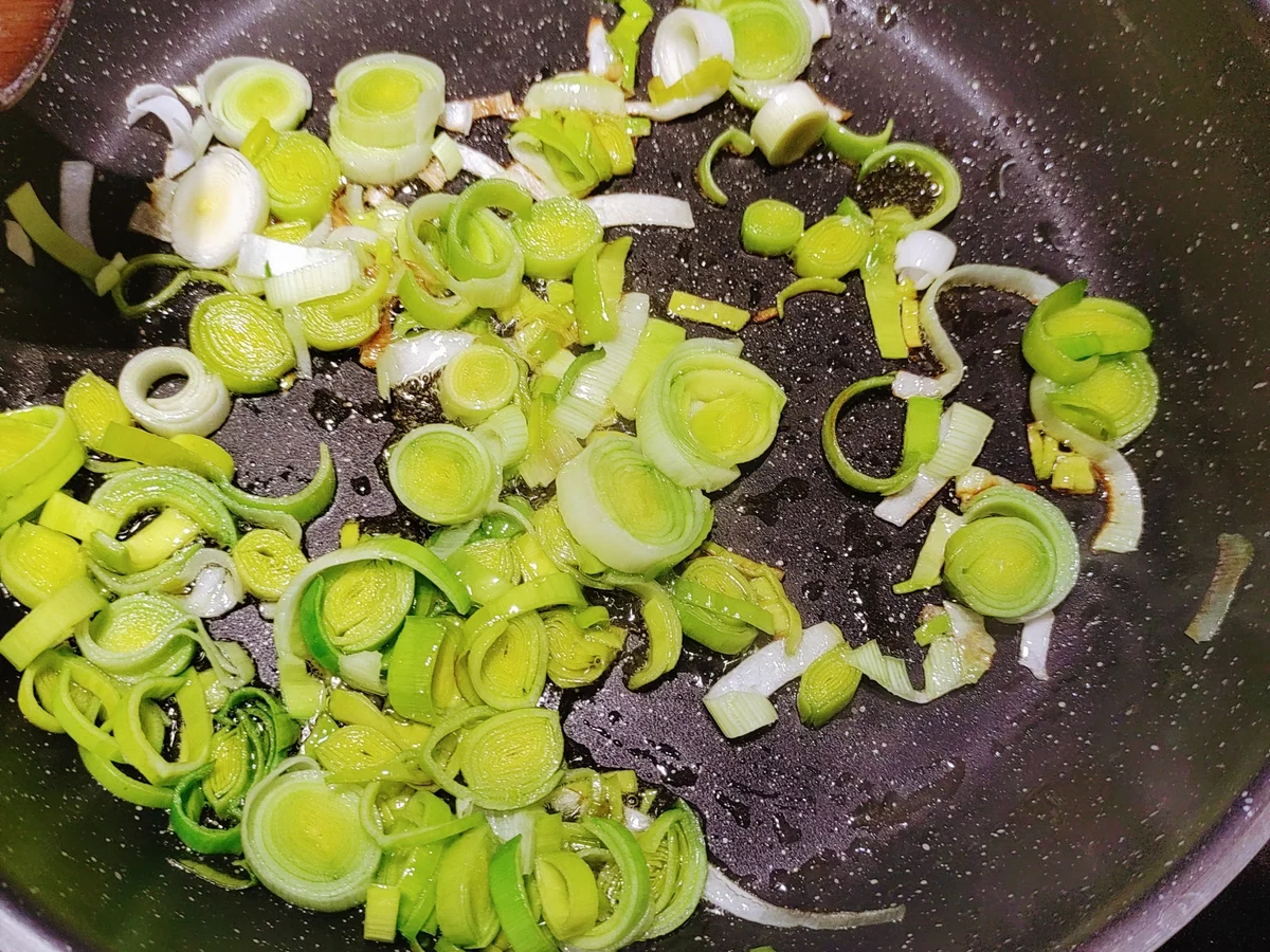 Brot-Käsesuppe - Rezept - Bild Nr. 15385