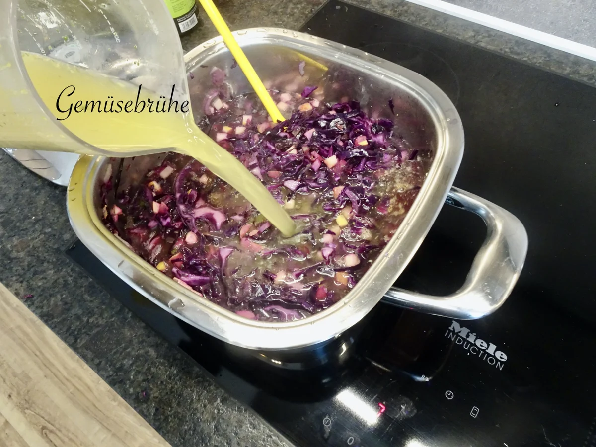 fruchtige Rotkraut Suppe - Rezept - Bild Nr. 15405
