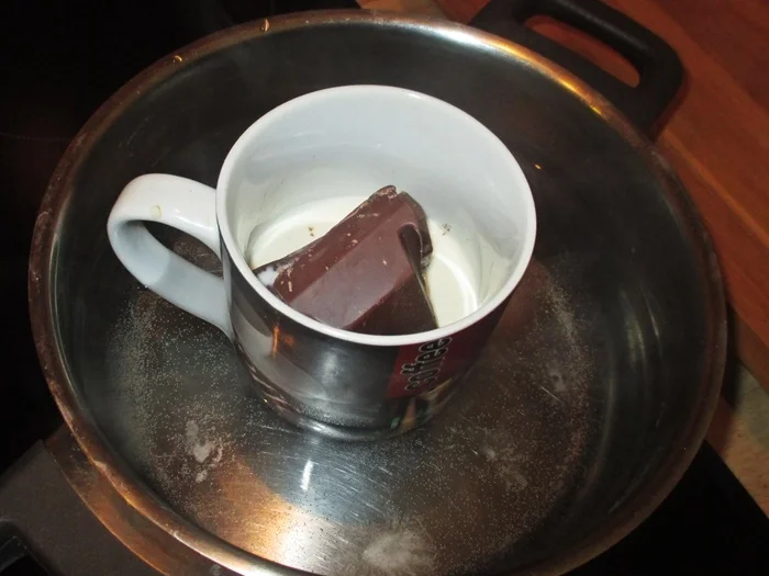 Rezept: Schokobirnen mit Waldbeereneis Bild Nr. 4 Schokobirnen mit Waldbeereneis - Rezept - Bild Nr. 4