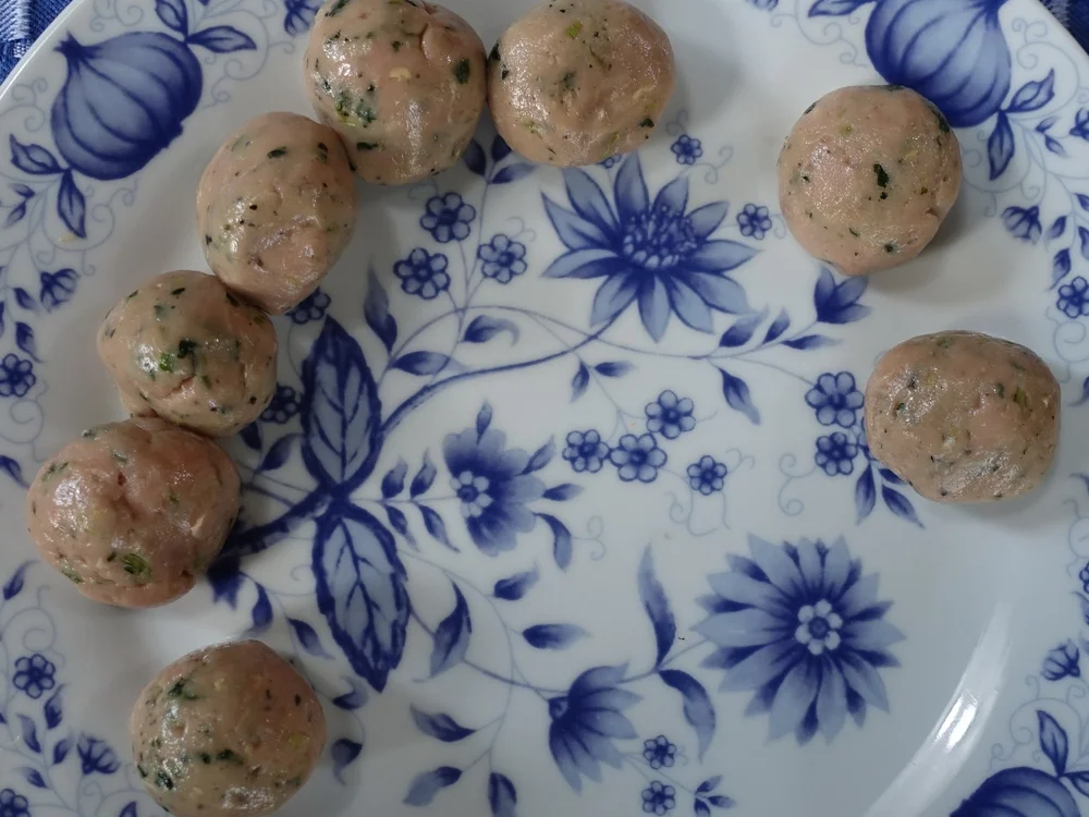 Kandiertes Schweinefleisch mit Sesam – Dim-Sum Babi - Rezept - Bild Nr. 4