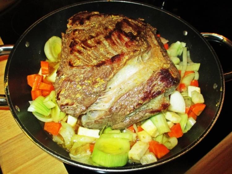 Omas Rinderschmorbraten - einfach - von GreteDrafz
