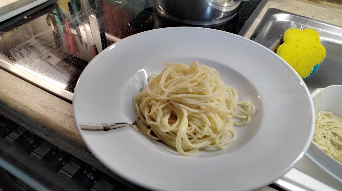 Spaghetti mit schwarzen Speck - Rezept - Bild Nr. 15431