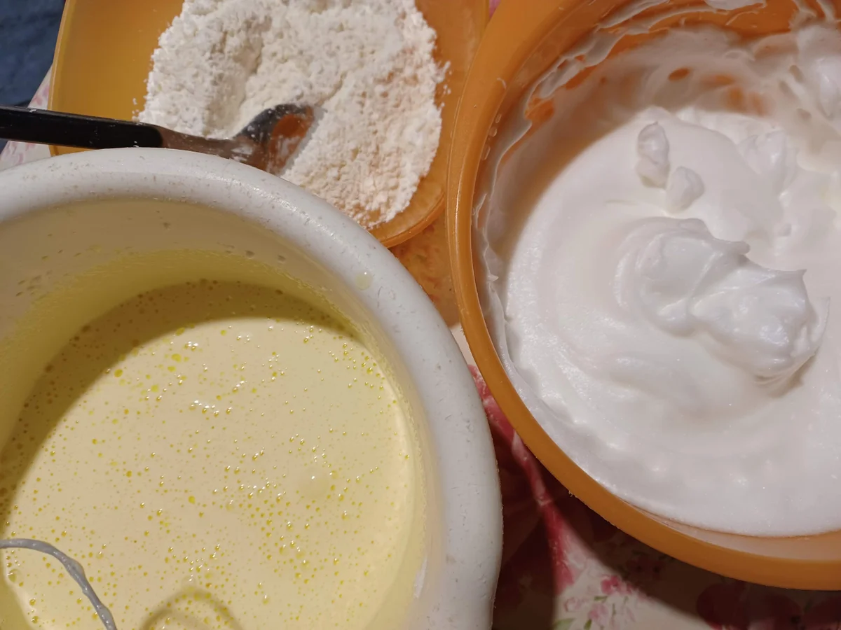 Schwammkuchen zur Back Challenge 02/2022 - Rezept - Bild Nr. 15428