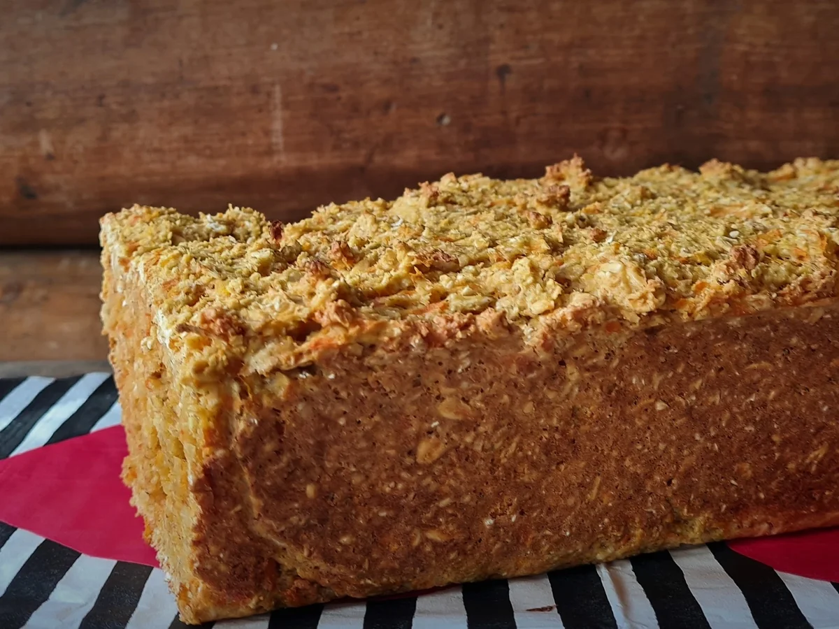 Rezept: Haferflocken-Quark-Möhren Brot Bild Nr. 4 Haferflocken-Quark-Möhren Brot - Rezept - Bild Nr. 4