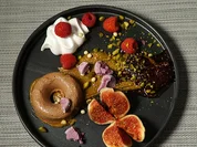 Schokoladen-Olivenöl Mousse mit Feigenragout und Pistazie - Rezept - Bild Nr. 2