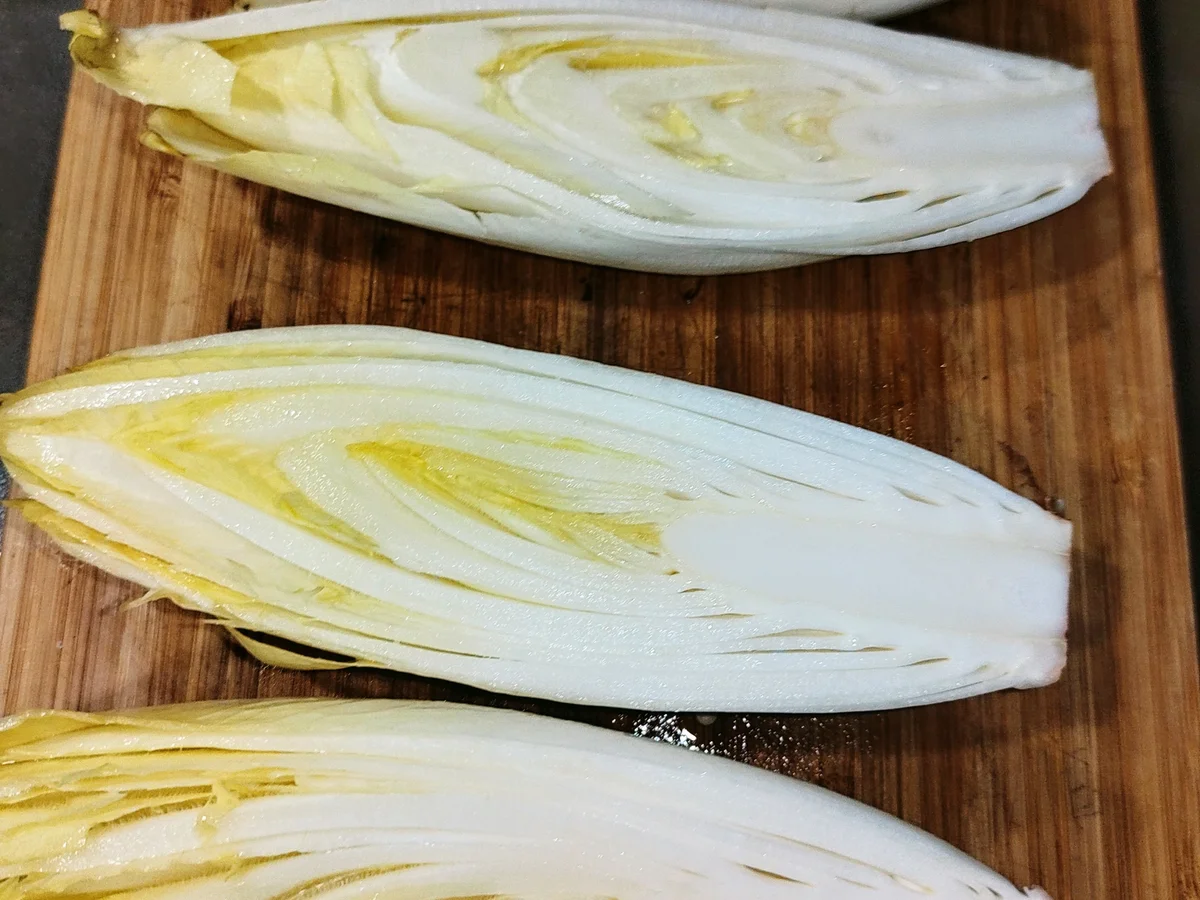 Rezept: Chicorée - Warmer karamelisierter Salat Bild Nr. 15436 Chicorée - Warmer karamelisierter Salat - Rezept - Bild Nr. 15436