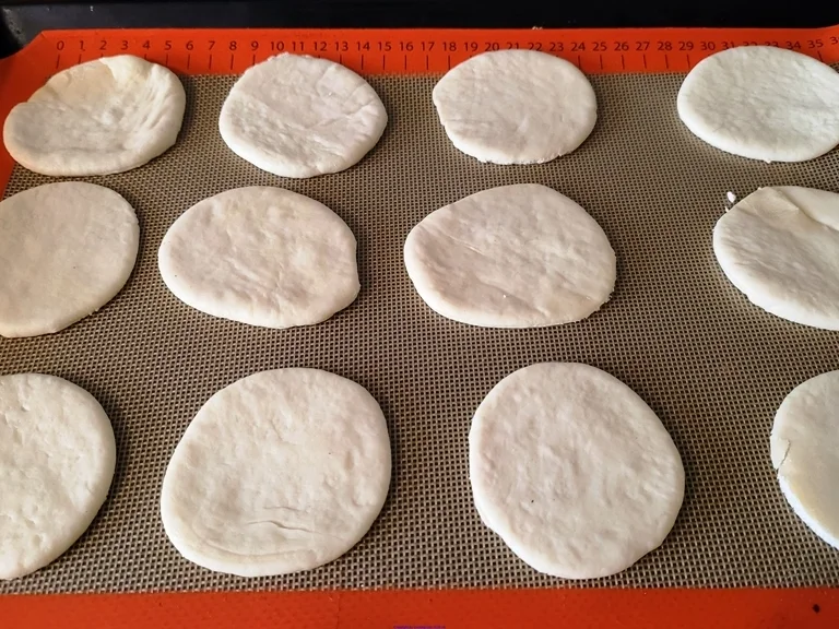 Biggi`s kleine Spinat Pizzen (kalt oder warm ein Genuss) - Rezept - Bild Nr. 15433