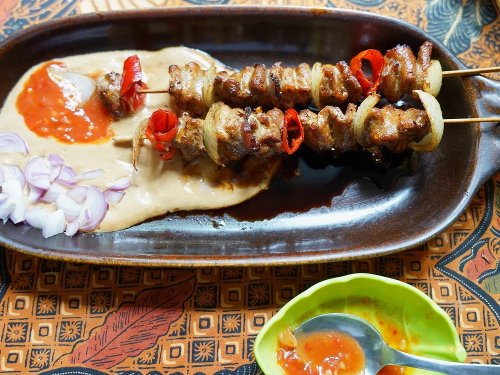 Seeräuberspieße in würzig-scharfer Erdnußsauce - Rezept - Bild Nr. 15438