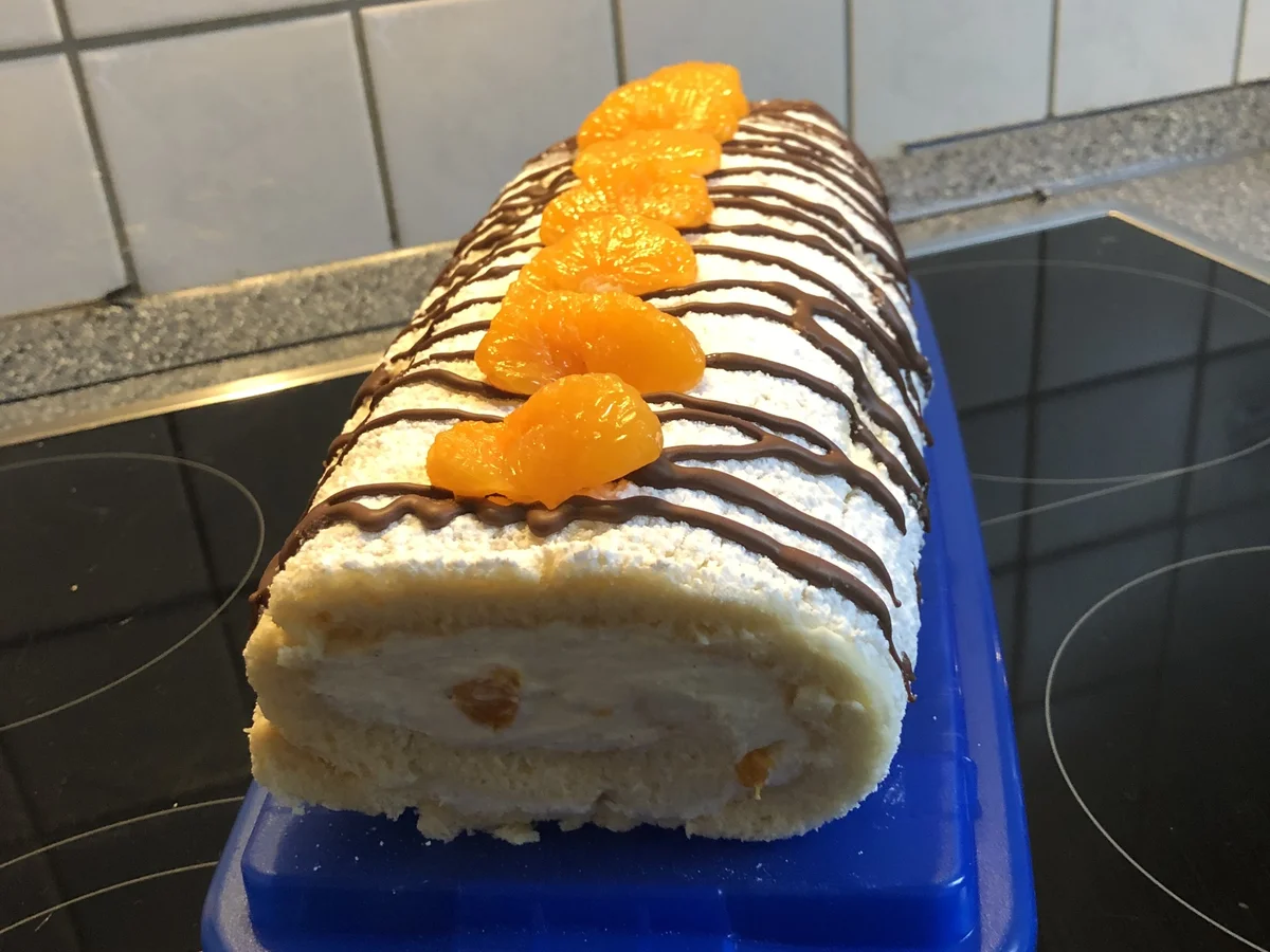 Rezept: Biskuitrolle Bild Nr. 3 Biskuitrolle - Rezept - Bild Nr. 3