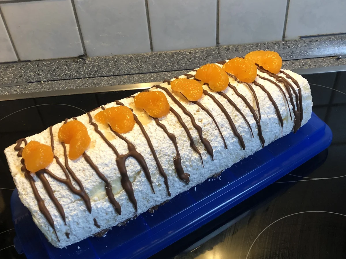 Rezept: Biskuitrolle Bild Nr. 4 Biskuitrolle - Rezept - Bild Nr. 4