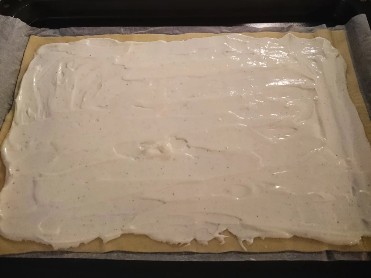 Flammkuchen mit Feldsalat - Rezept - Bild Nr. 15447