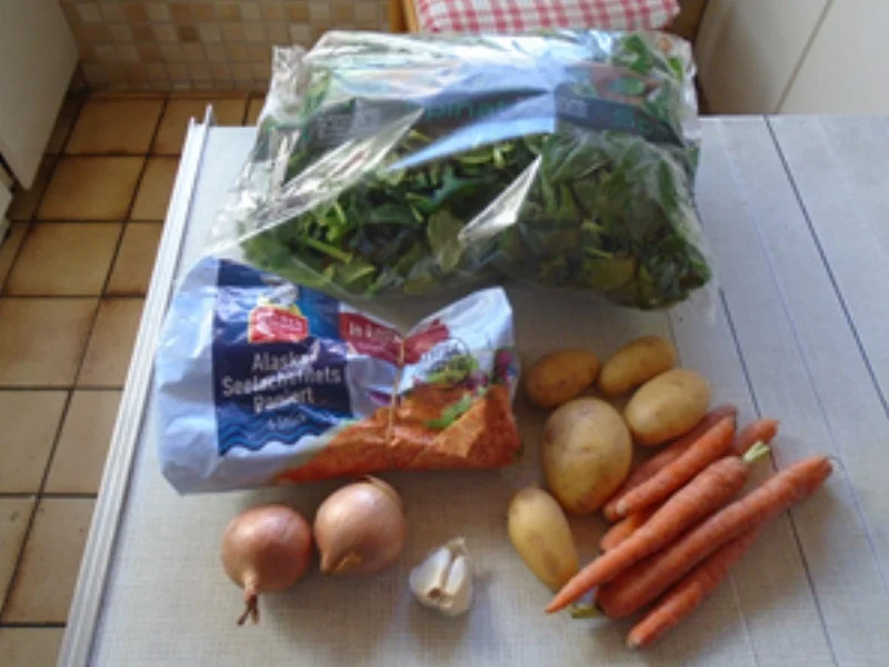 Alaska Seelachsfilet mit Rahm-Blattspinat und Möhren-Kartoffel-Stampf - Rezept - Bild Nr. 3