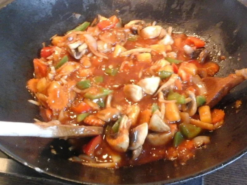 Schweinefilet ausgebacken, mit Gemüse süß-sauer und Mie-Nudeln - Rezept - Bild Nr. 15467