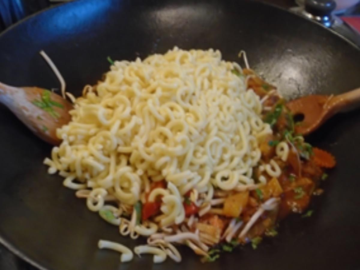 Gabelspaghetti mit Gemüse süß-sauer - Rezept - Bild Nr. 10