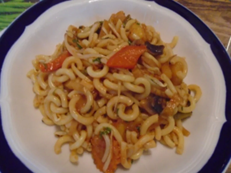 Rezept: Gabelspaghetti mit Gemüse süß-sauer Bild Nr. 12 Gabelspaghetti mit Gemüse süß-sauer - Rezept - Bild Nr. 12