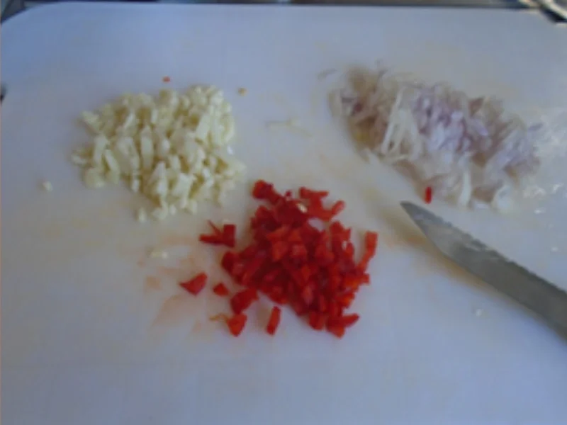 Spaghetti mit Schalotte, Knoblauch und Walnüssen - Rezept - Bild Nr. 6