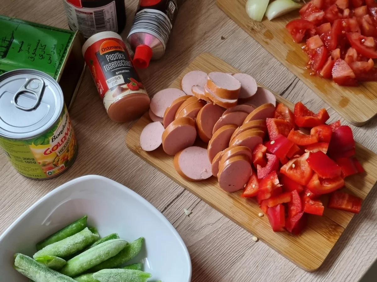 Würstchen Pfanne - Balkan Style - Rezept - Bild Nr. 15446