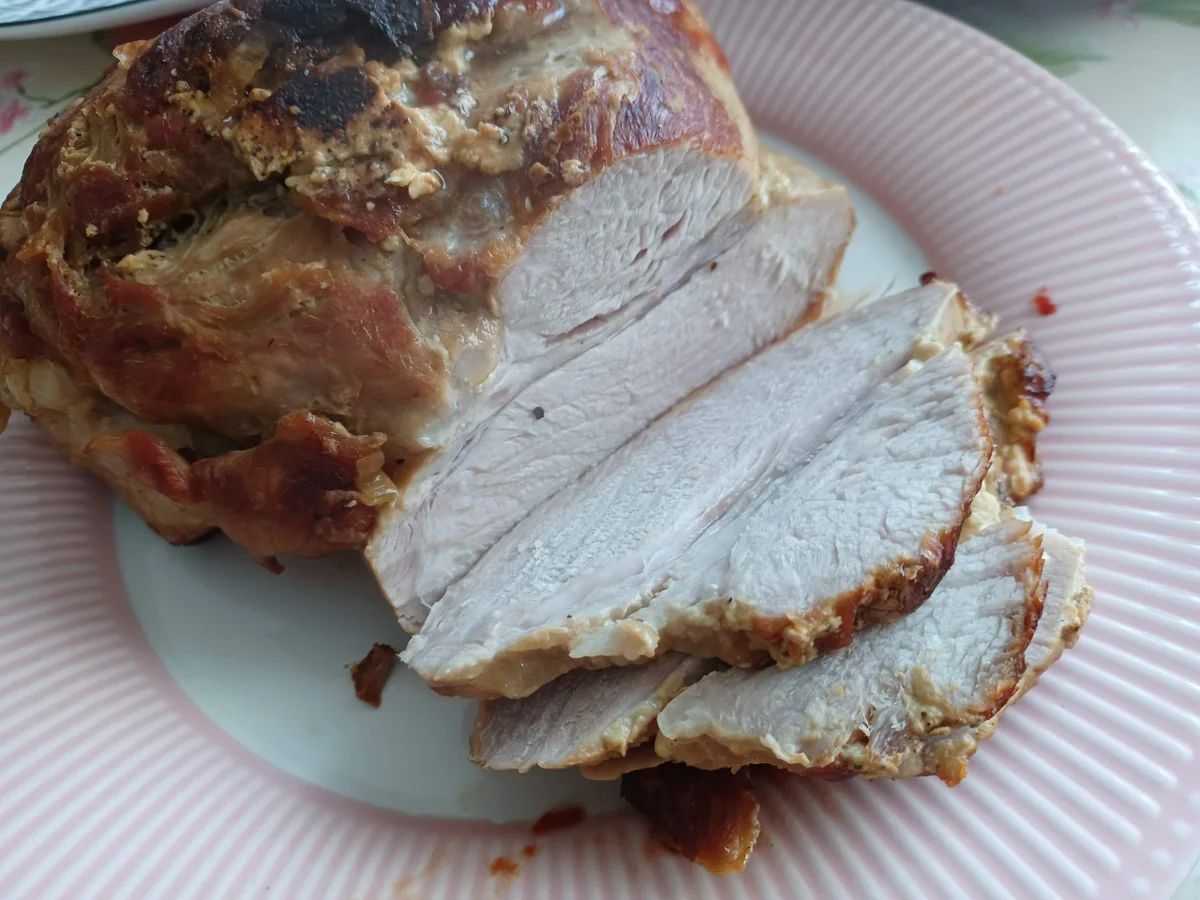 Schweinebraten mit Rotkohl und Salzkartoffeln - Rezept - Bild Nr. 15458