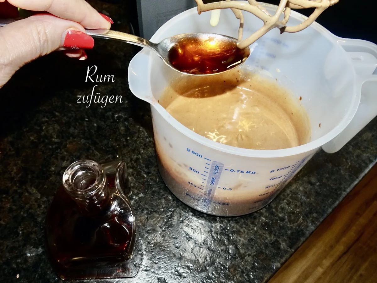 Der "dunkle Wiener" im  Schokohemd - Rezept - Bild Nr. 15447