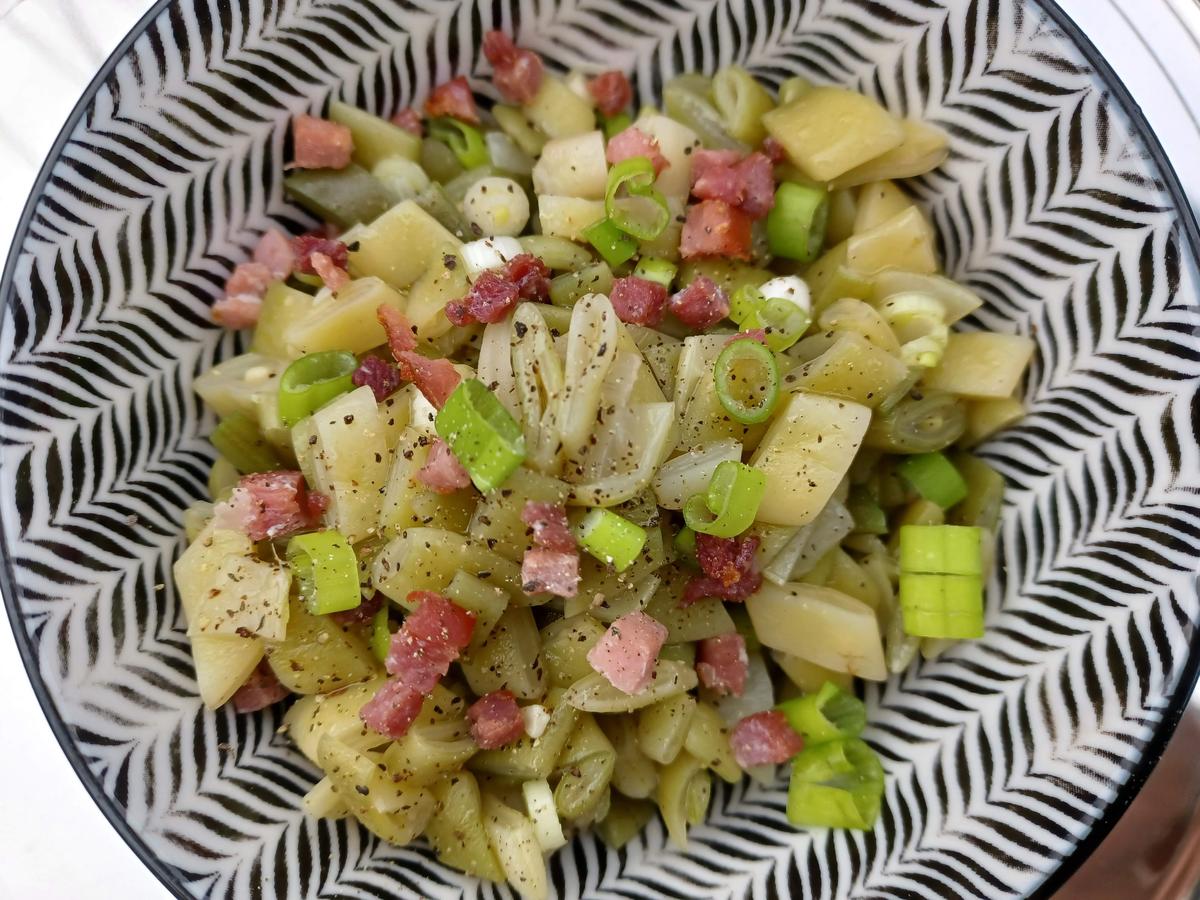 Bohnensalat aus gelben und grünen Bohnen - Rezept - kochbar.de