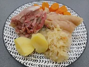 Berliner Eisbein kulinarische Weltreise 02/2022 - Rezept - Bild Nr. 15450