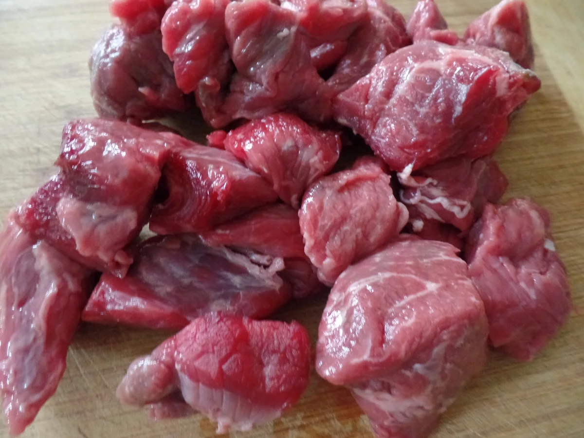 Bier-Gulasch mit Nudeln - Rezept - Bild Nr. 15449