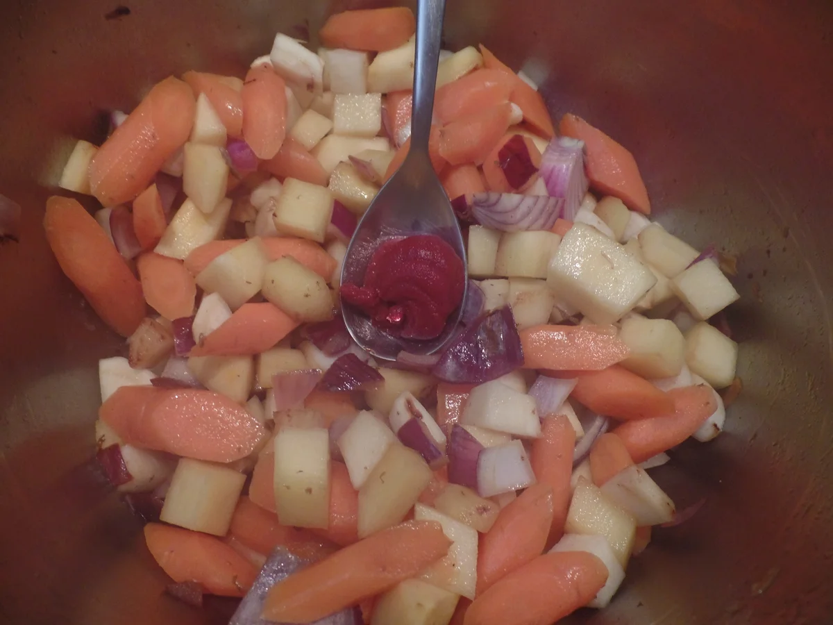 Bier-Gulasch mit Nudeln - Rezept - Bild Nr. 15454