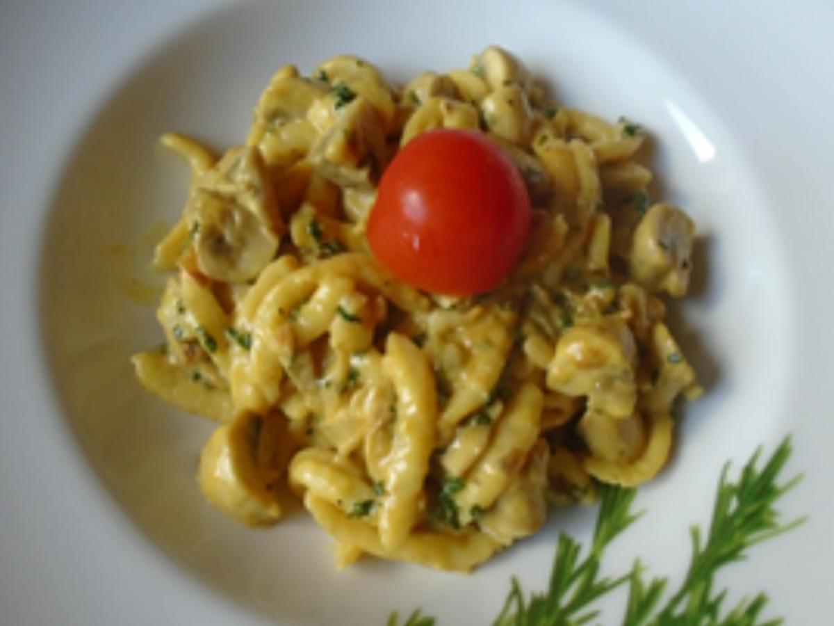 Spätzle-Champignon-Rahm-Pfanne - Rezept - kochbar.de Spätzle-Champignon-Rahm-Pfanne - Rezept - kochbar.de