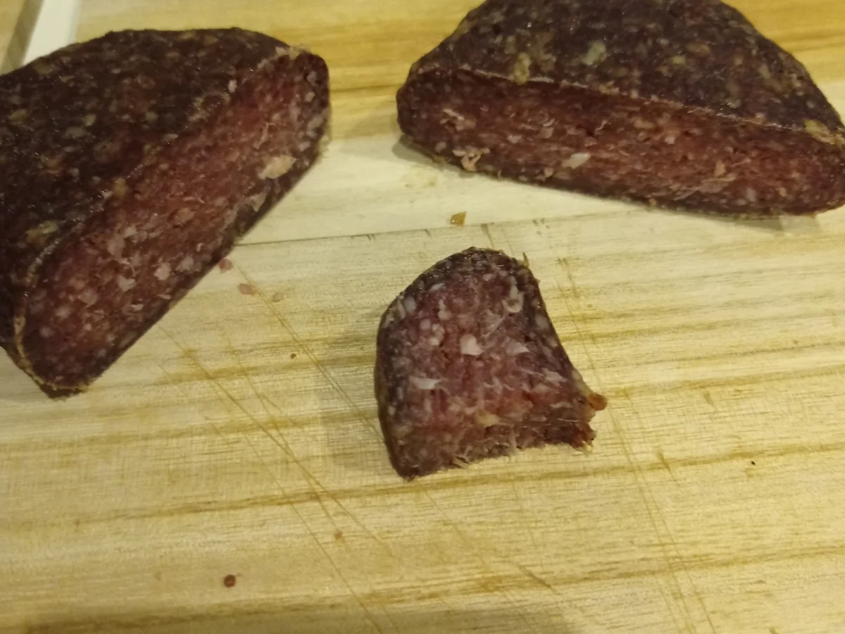 Rezept: Brettsalami Bild Nr. 15449 Brettsalami - Rezept - Bild Nr. 15449