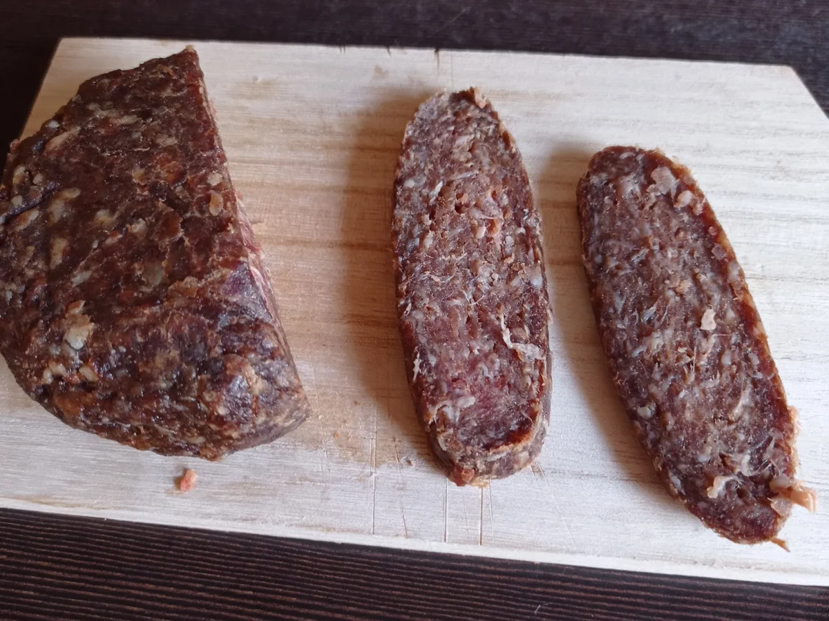 Rezept: Brettsalami Bild Nr. 15450 Brettsalami - Rezept - Bild Nr. 15450