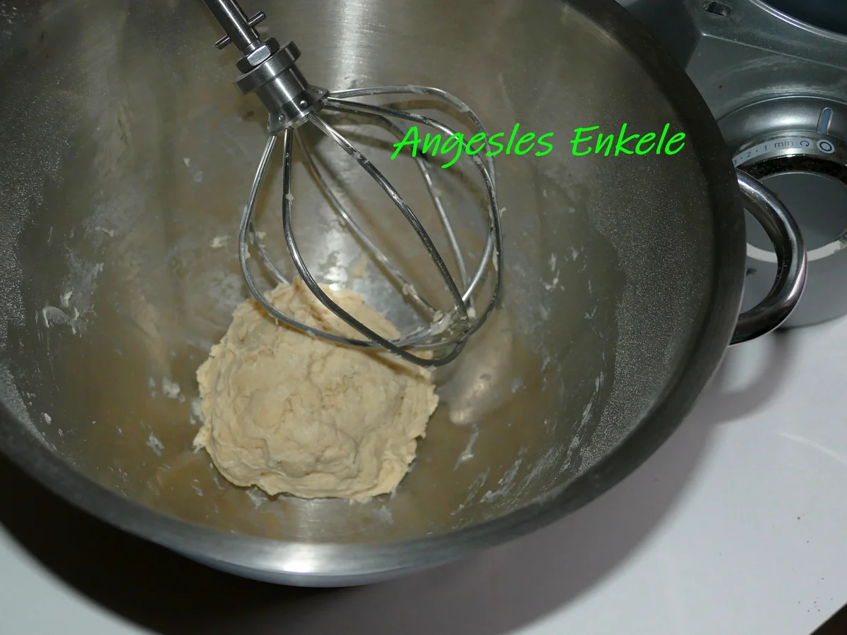 Gugelhupf Elsäßer Art mit Munsterkäse und Speck - Rezept - Bild Nr. 15448