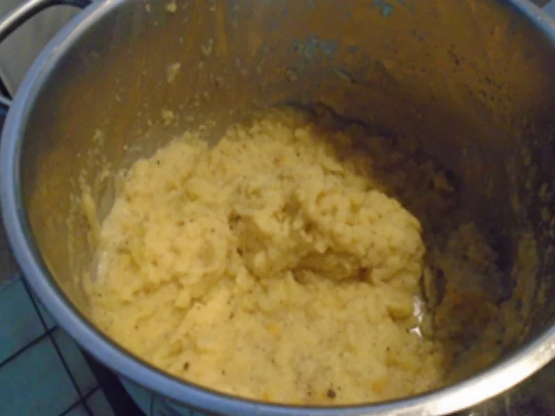 Linsen-Kartoffel-Stampf mit Spiegelei und Gewürzgurke - Rezept - Bild Nr. 6