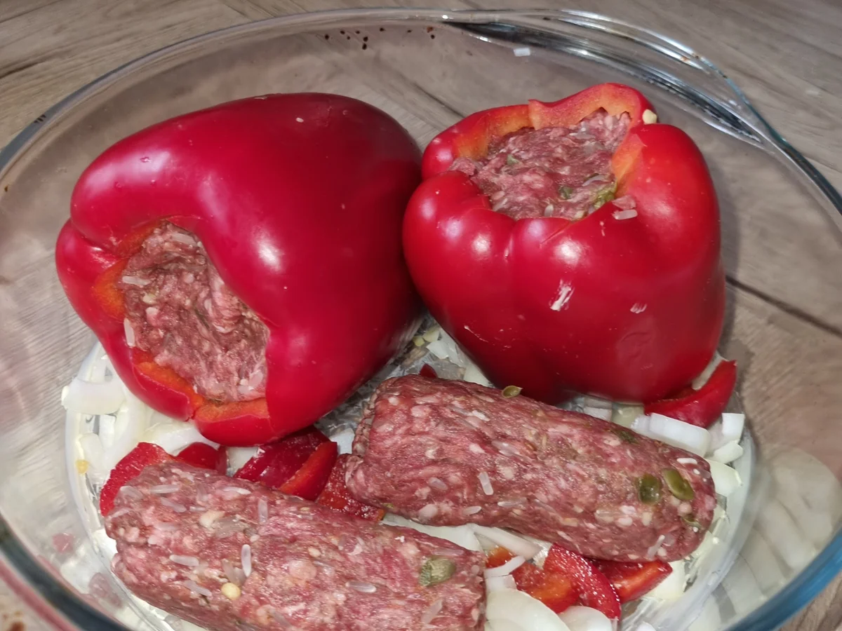 Gefüllte Paprika mit Djuvec Reis - Rezept - Bild Nr. 15480