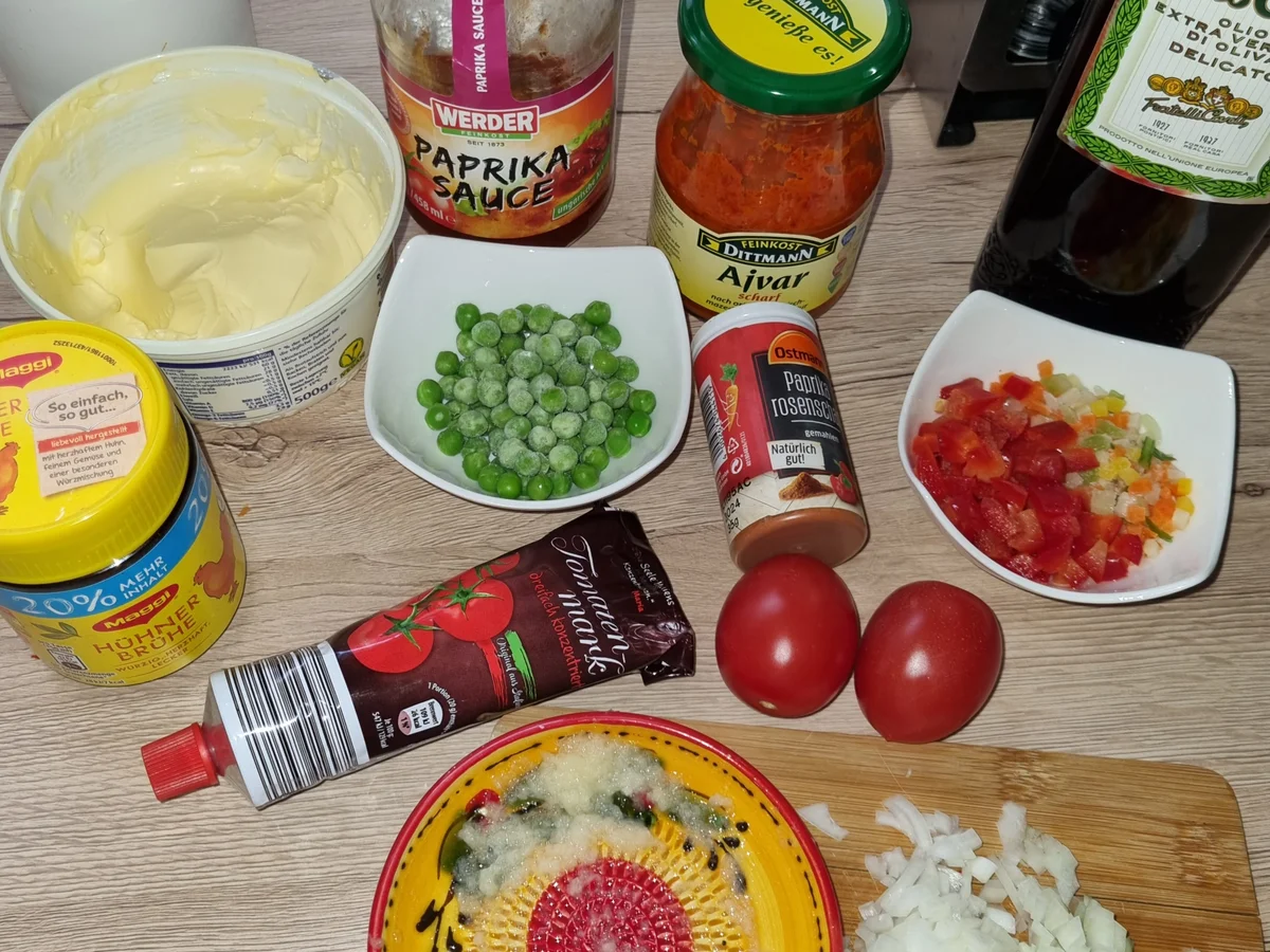 Gefüllte Paprika mit Djuvec Reis - Rezept - Bild Nr. 15481
