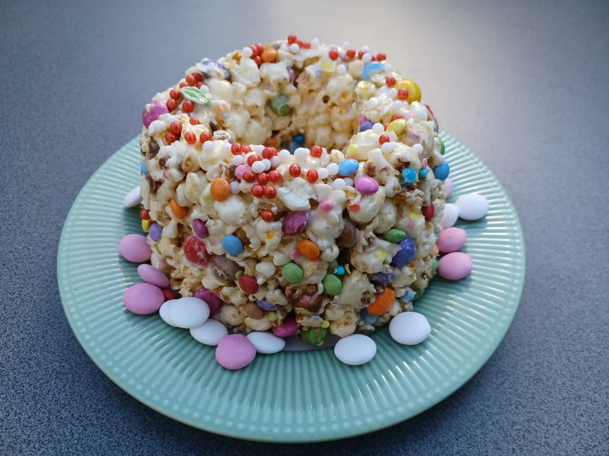 Rezept: Bunter Popcorn - Kuchen Bild Nr. 15482 Bunter Popcorn - Kuchen - Rezept - Bild Nr. 15482