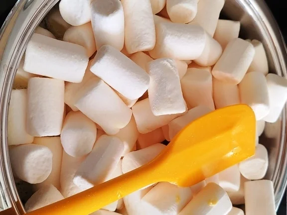 Aalaf !!! Heute POPKORN KUCHEN von KID`s handgerührt ohne backen - Rezept - Bild Nr. 15504