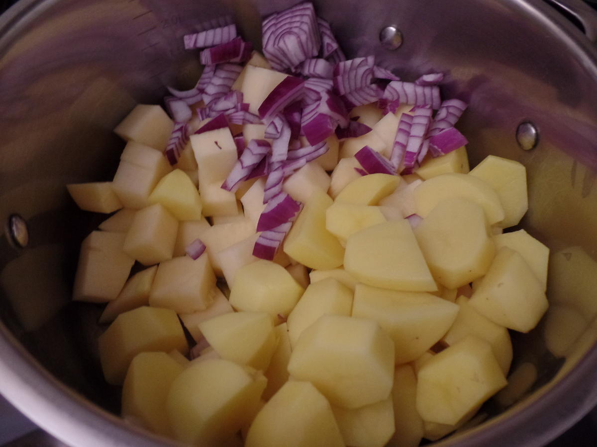 Steckrüben-Kartoffel-Suppe mit Pfeffer-Birnen - Rezept - Bild Nr. 15504