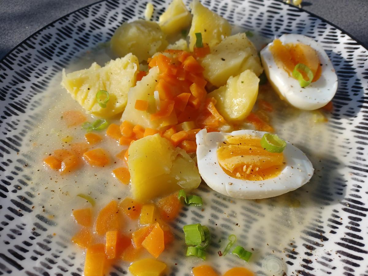 Eier in Gemüsesoße - Rezept - Bild Nr. 10