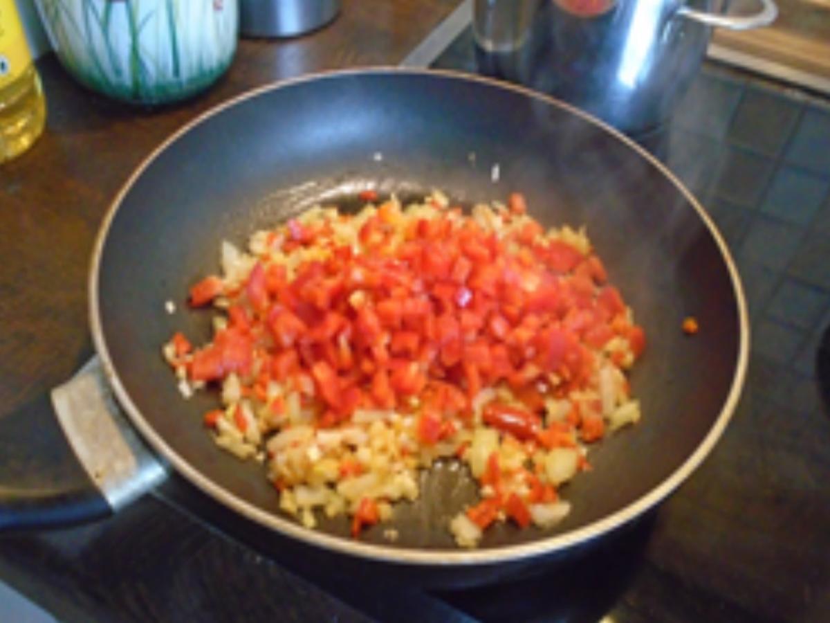 Paprika-Spinat-Gemüse mit Spiegelei und Kümmel-Drillingen - Rezept - Bild Nr. 9