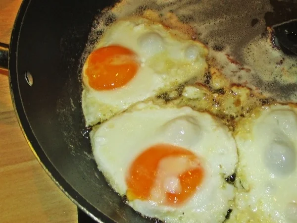 Béchamel-Spinat mit Spiegelei - Rezept - Bild Nr. 15511