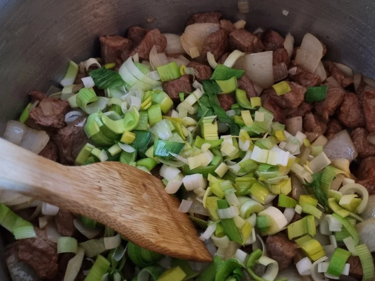 Rezept: Goulaschsuppe Bild Nr. 15517 Goulaschsuppe - Rezept - Bild Nr. 15517