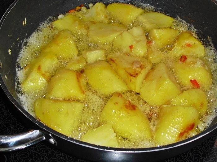 Rezept: Broiler vom Spiess mit Sahnekartoffeln Bild Nr. 15536 Broiler vom Spiess mit Sahnekartoffeln - Rezept - Bild Nr. 15536