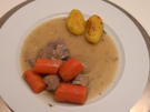 Kalbsragout mit Karotten und Rosmarinkartoffeln - Rezept - Bild Nr. 15530