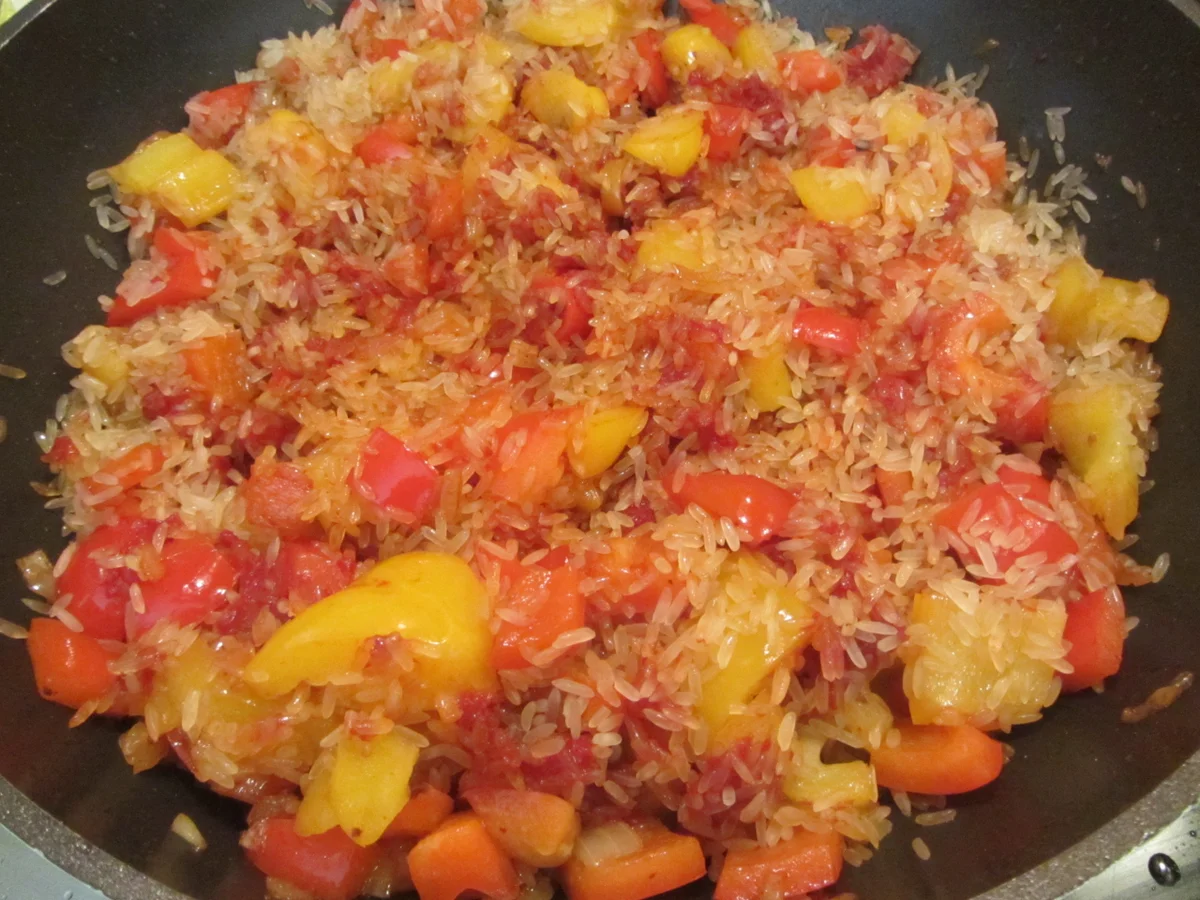 Rezept: Serbisches Reisfleisch Bild Nr. 15554 Serbisches Reisfleisch - Rezept - Bild Nr. 15554