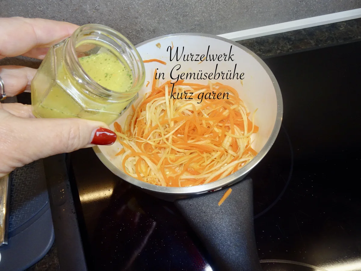 Pochiertes Welsfilet in Meerrettich - Sahnesauce - Rezept - Bild Nr. 15570