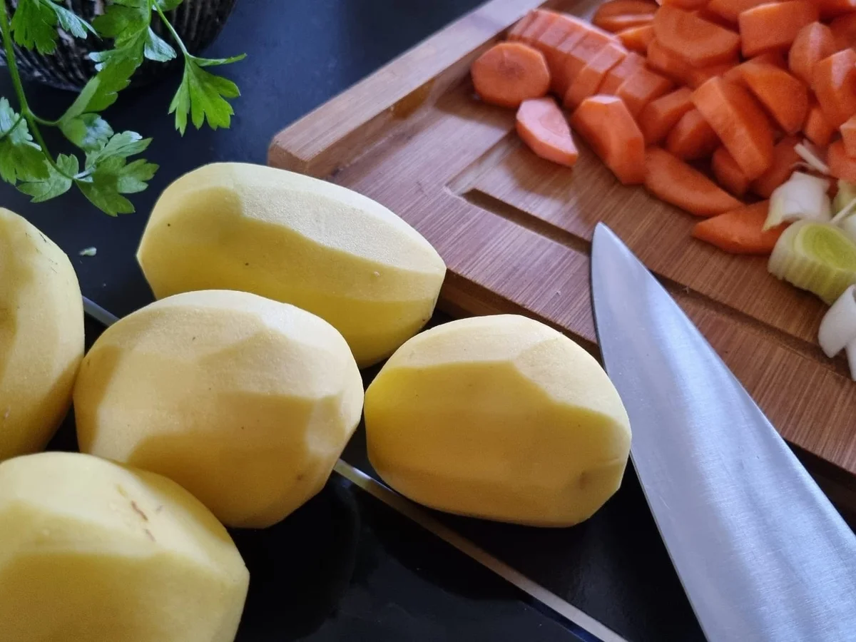 Wirsing Eintopf mit Hackbällchen - Rezept - Bild Nr. 15558