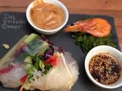 Vietnamesische Sommerrollen mit zweierlei Dip und Wakame Salat - Rezept - Bild Nr. 15553