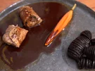 Kalbsinvoltini mit violetten Kartoffeln und glasierten Karotten - Rezept - Bild Nr. 2